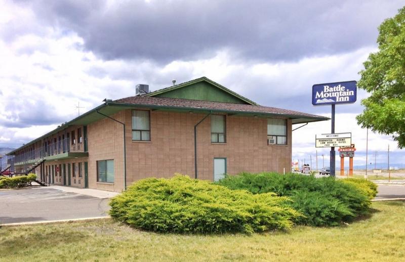 Rodeway Inn & Suites Battle Mountain Exterior photo